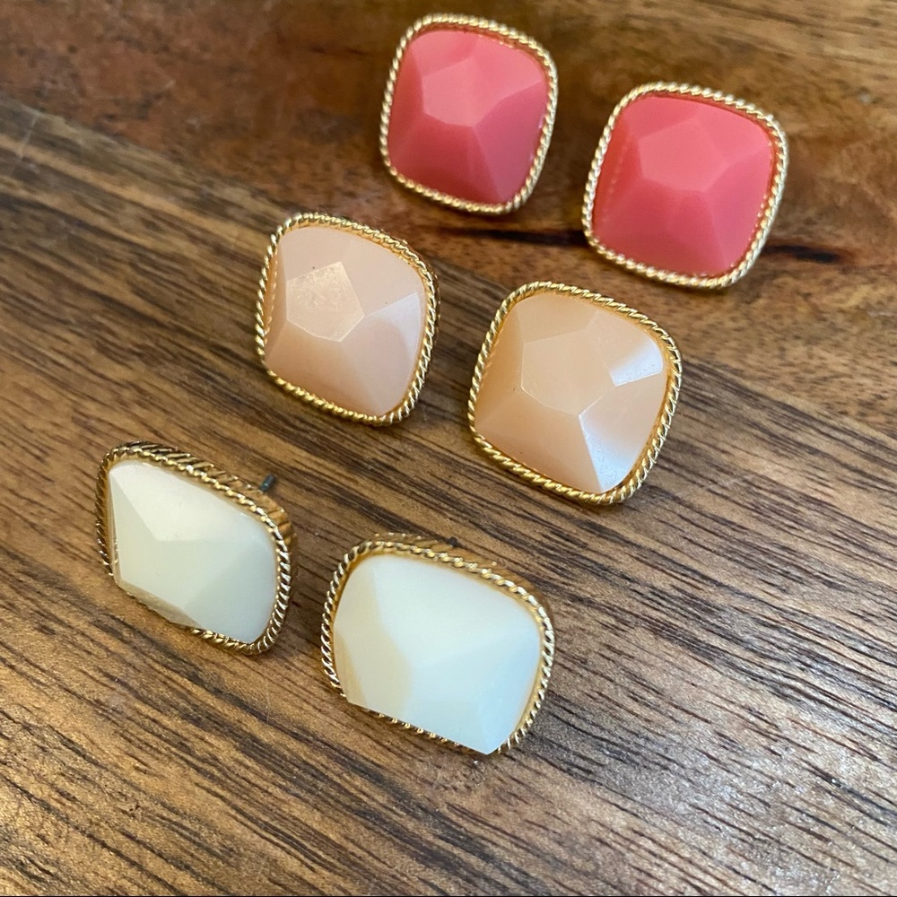 Vintage Gold and Salmon Pink Earrings - Picture 10 of 10